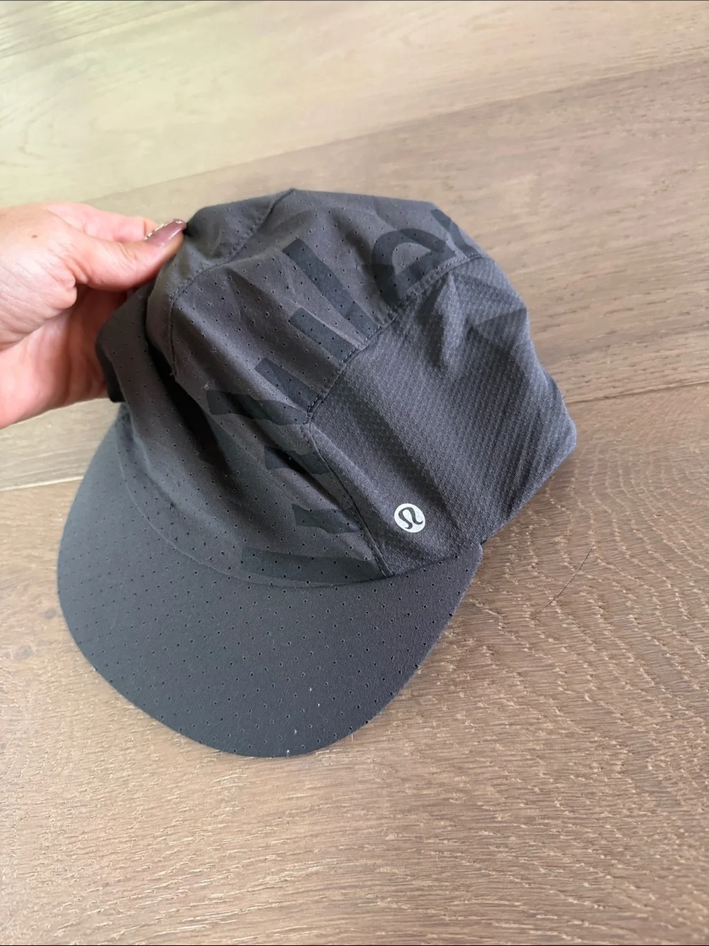 Lululemon Black Performance Cap Hat Size S/M